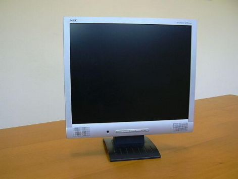 nec_17_monitor.jpg